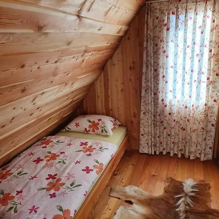 Luksustelt Glamping Apartma Oaza Miru *