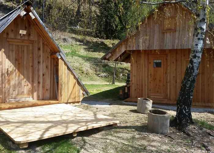 Glamping Apartma Oaza Miru 럭셔리텐트